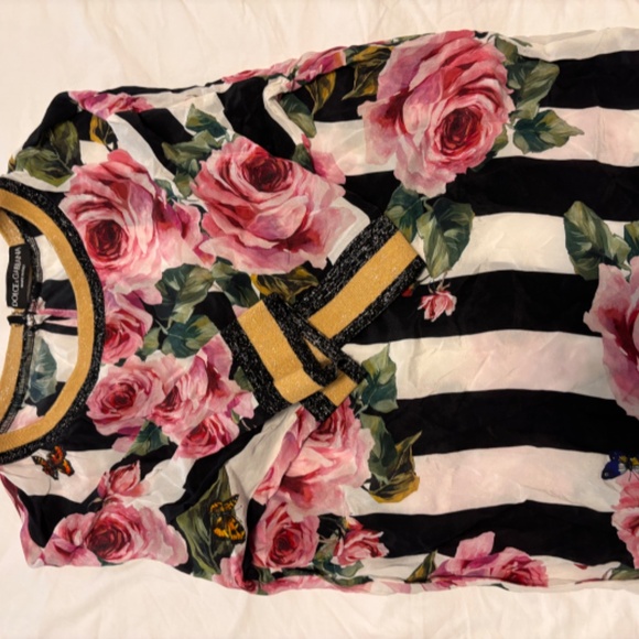 Womens Dolce & Gabbana shorts and shirt set - Picture 9 of 10